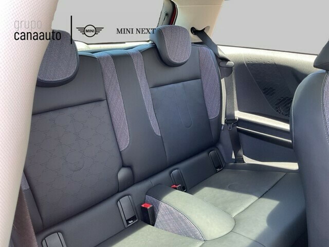 MINI Cooper Cooper C 115 kW (156 CV) - Foto 2
