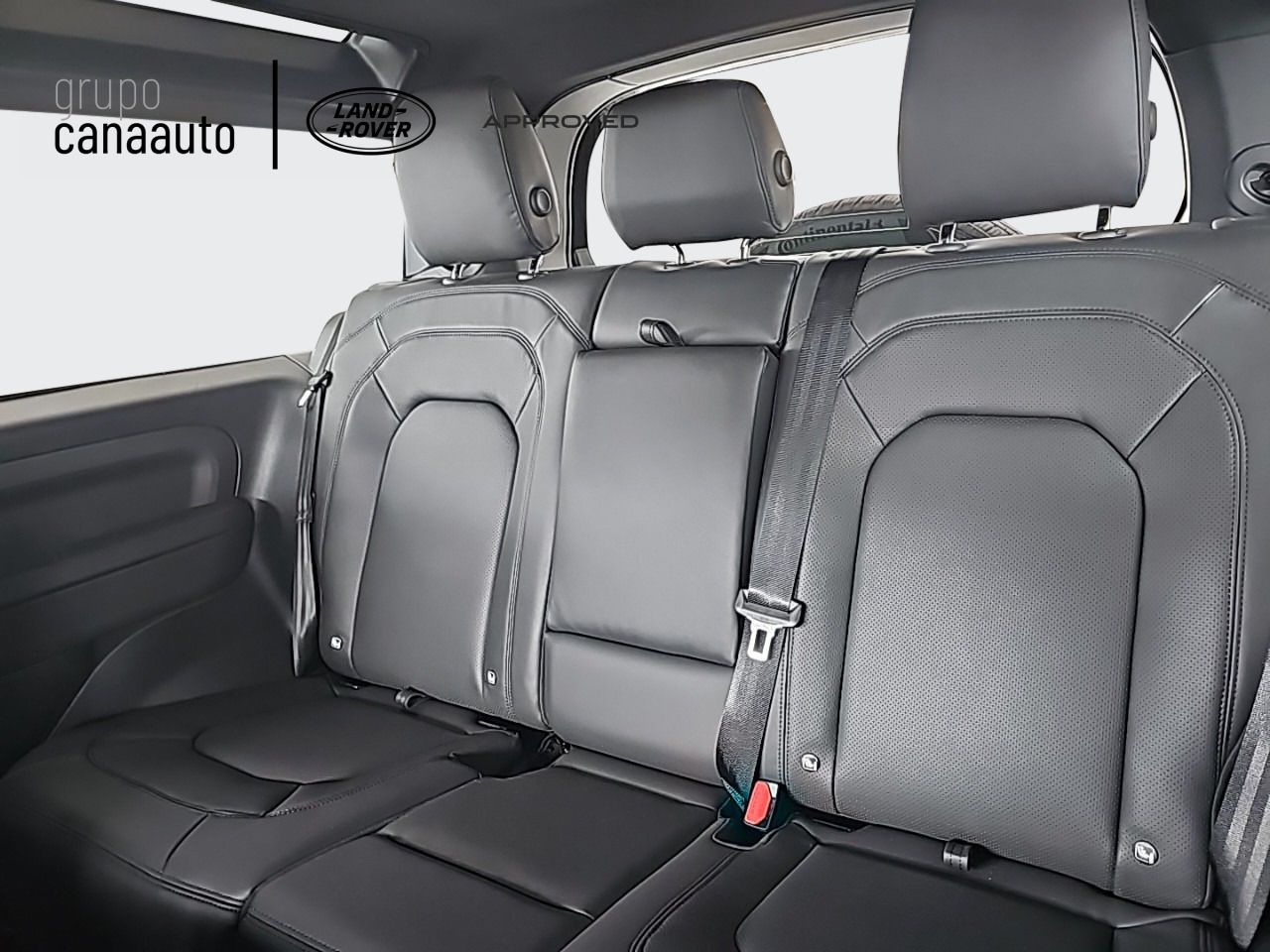 Land-Rover Defender 3.0 D250 MHEV X-DYNAMIC SE 90 AUTO 4WD 249 3P - Foto 2