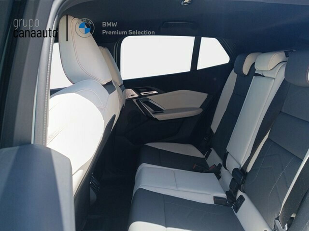 BMW iX2 eDrive20 150 kW (204 CV) - Foto 2