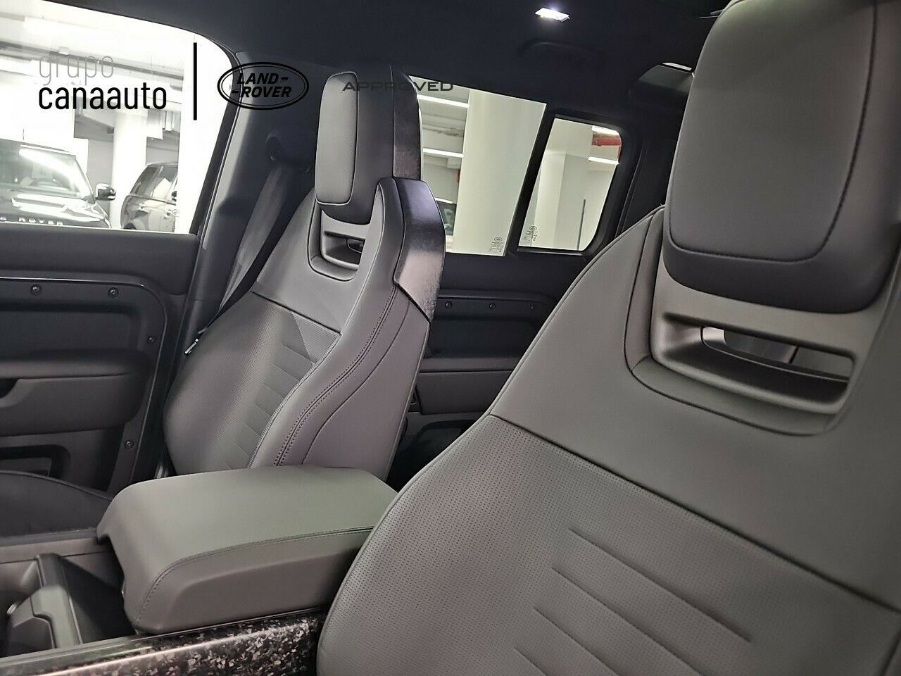 Land-Rover Defender 4.4 MHEV P635 V8 OCTA EDITION ONE AT 4WD 635 5P - Foto 2
