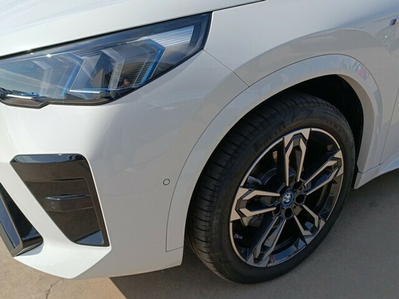 BMW iX2 eDrive20 150 kW (204 CV) - Foto 2
