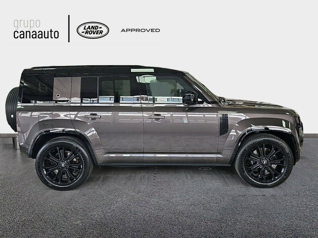 Land-Rover Defender 4.4 MHEV P635 V8 OCTA AUTO 4WD 635 5P - Foto 2