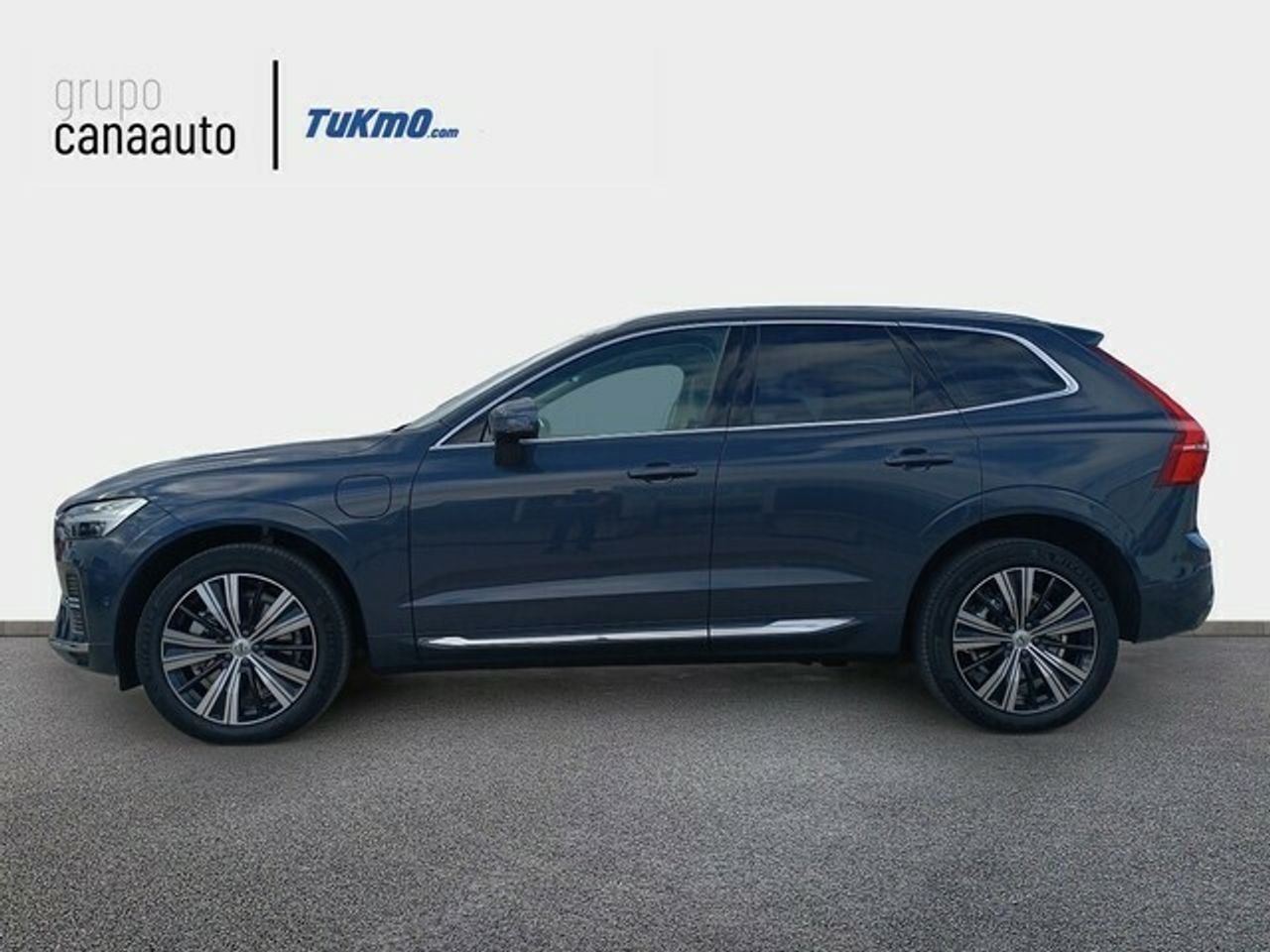 Volvo XC60 B5 G MHEV Essential AWD Auto 184 kW (250 CV) - Foto 2