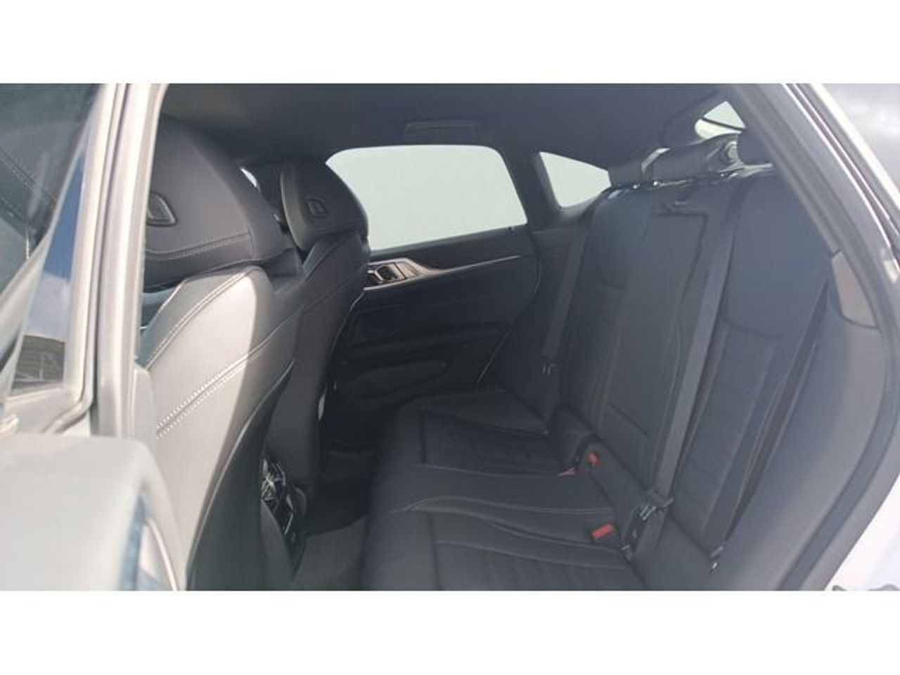 BMW i4 eDrive35 210 kW (286 CV) - Foto 2