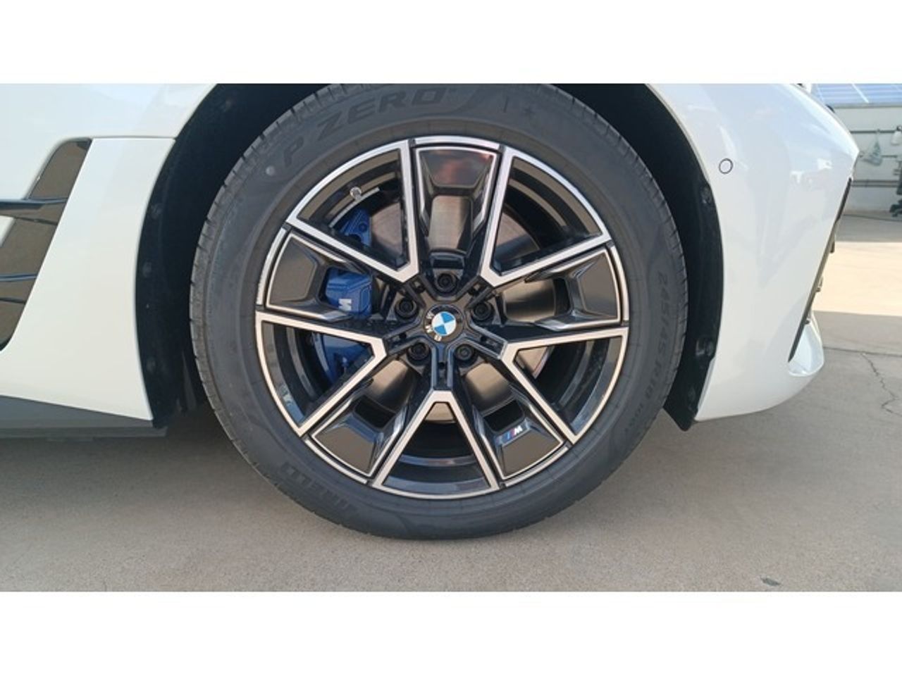 BMW i4 eDrive35 210 kW (286 CV) - Foto 2