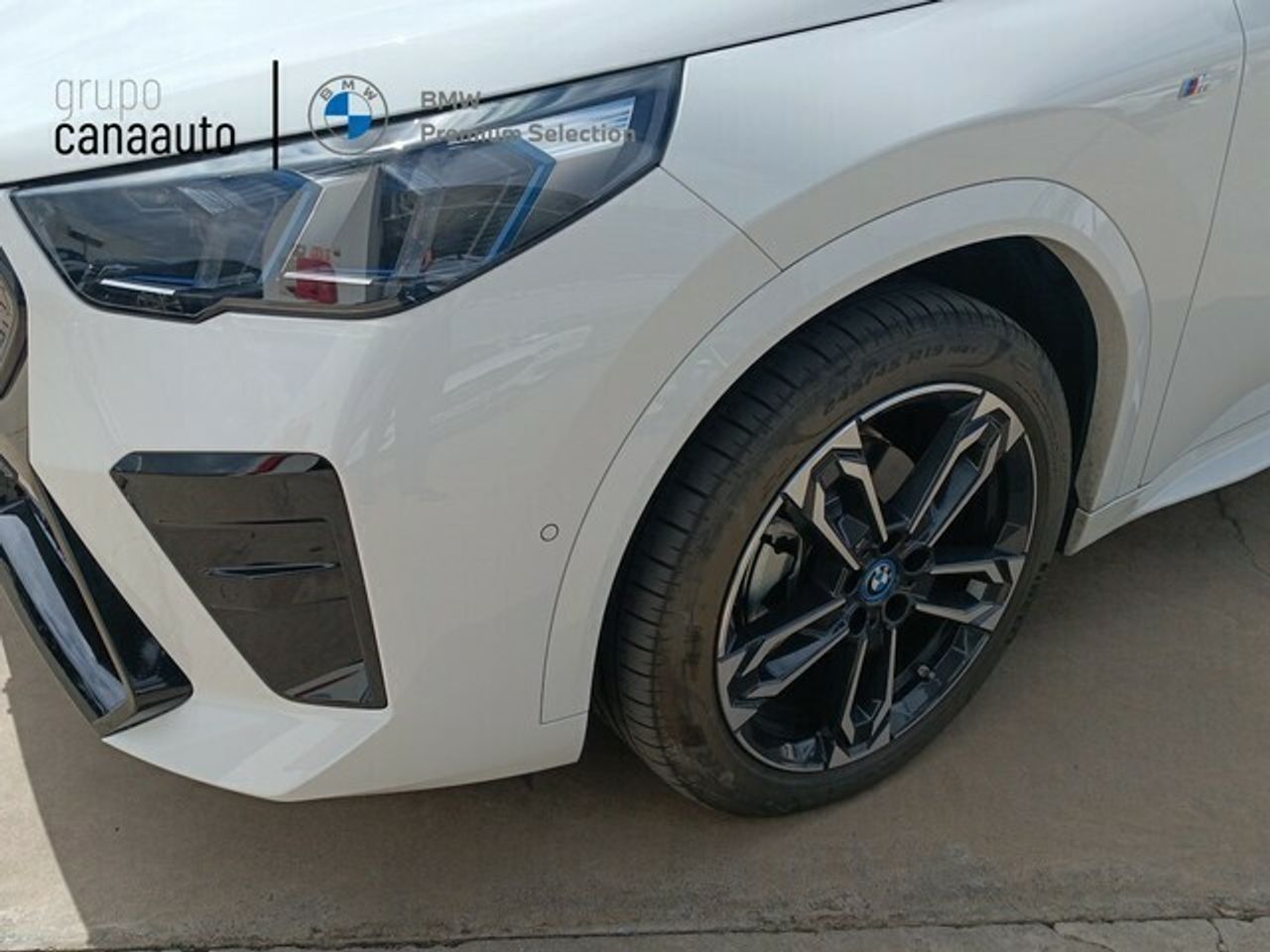 BMW iX2 eDrive20 150 kW (204 CV) - Foto 2