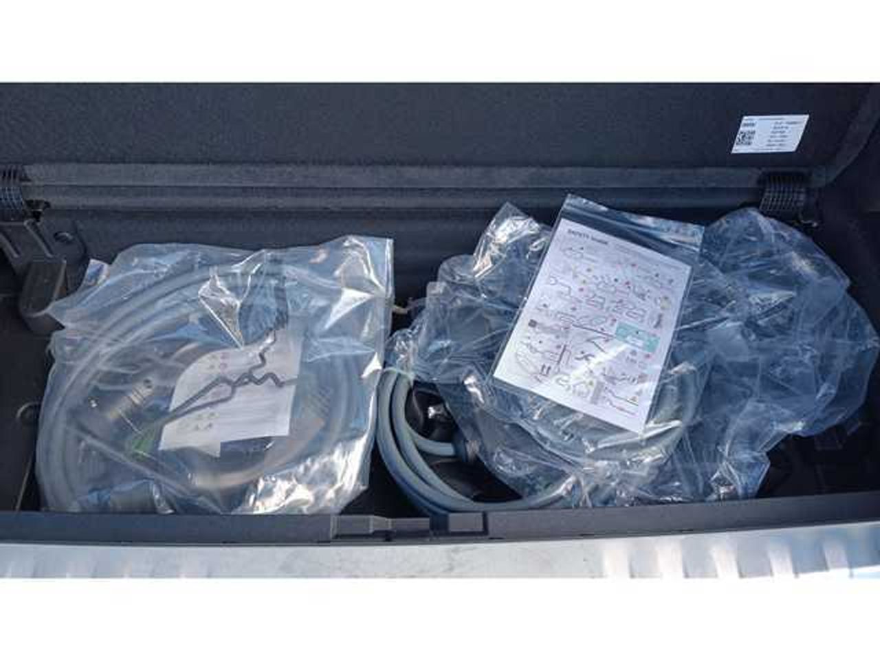 BMW Serie 3 330e xDrive Touring 215 kW (292 CV) - Foto 2