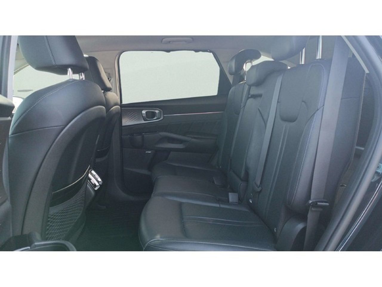 Kia Sorento 1.6 T-GDi HEV Drive 4x2 169 kW (230 CV) - Foto 2