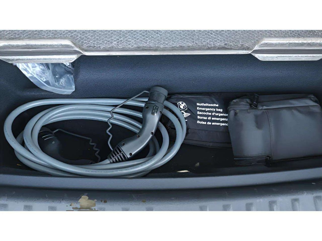 BMW X1 xDrive25e 180 kW (245 CV) - Foto 2