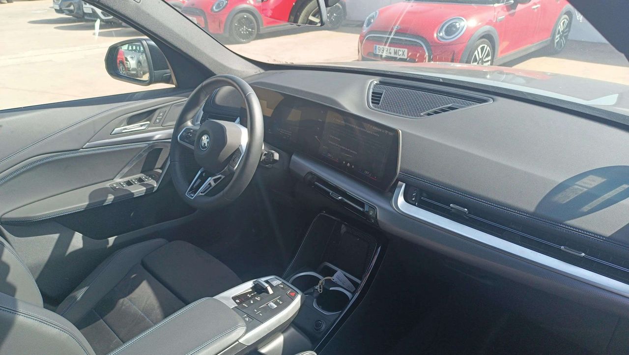 BMW X1 xDrive25e 180 kW (245 CV) - Foto 2