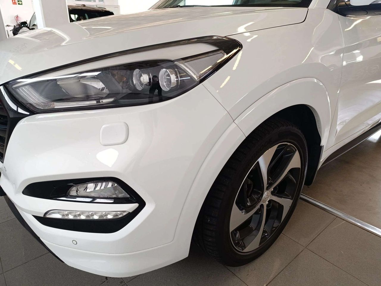 Hyundai Tucson 2.0 CRDI Style 4x4 Auto 135 kW (184 CV) - Foto 2