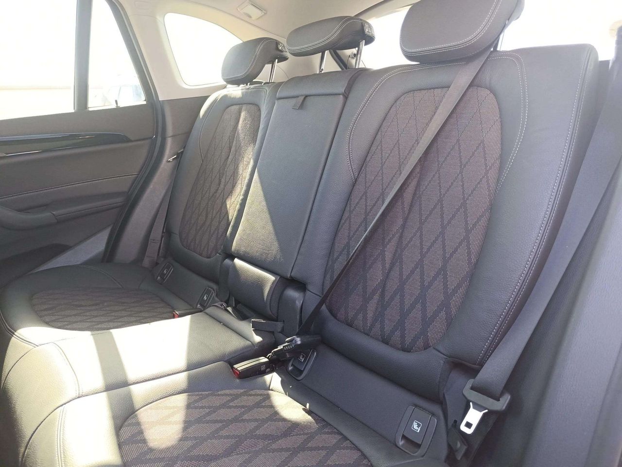 BMW X1 xDrive25e 162 kW (220 CV) - Foto 2