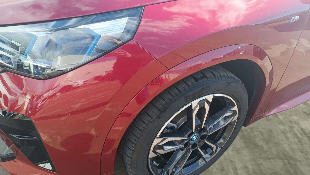 BMW iX2 eDrive20 150 kW (204 CV) - Foto 2