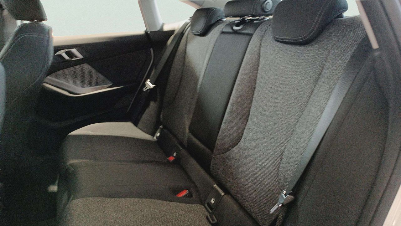 BMW Serie 2 220i Gran Coupe 125 kW (170 CV) - Foto 2