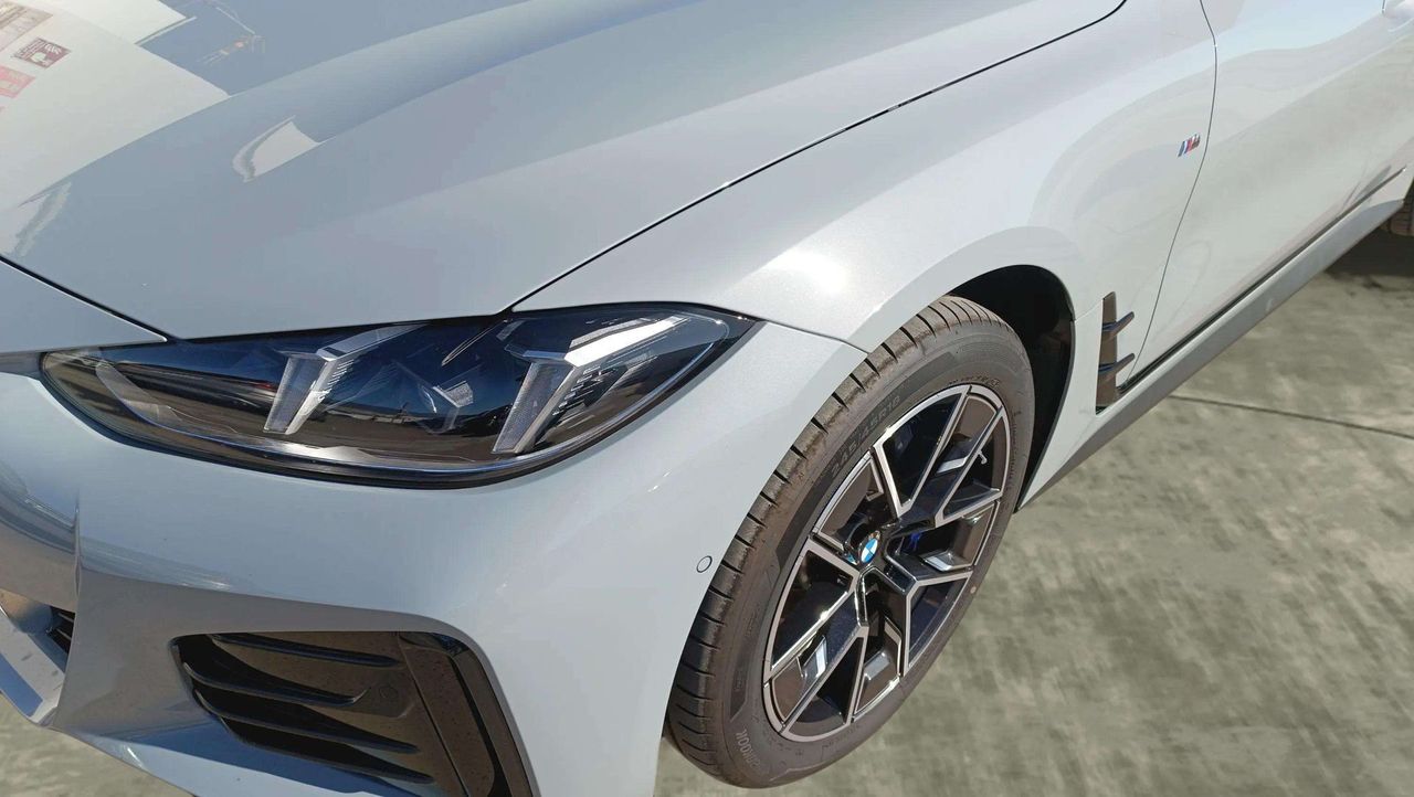 BMW i4 eDrive40 250 kW (340 CV) - Foto 2
