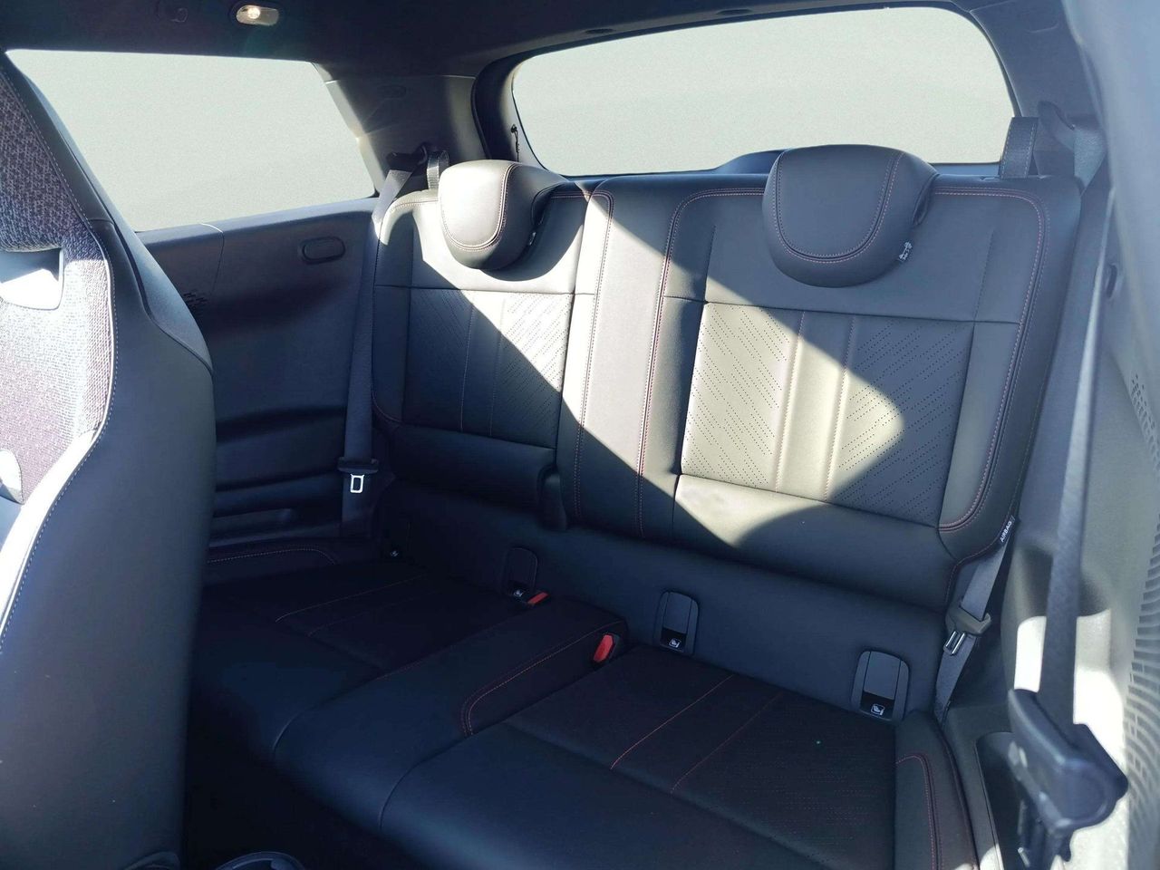 MINI Cooper Cooper E 135 kW (184 CV) - Foto 2