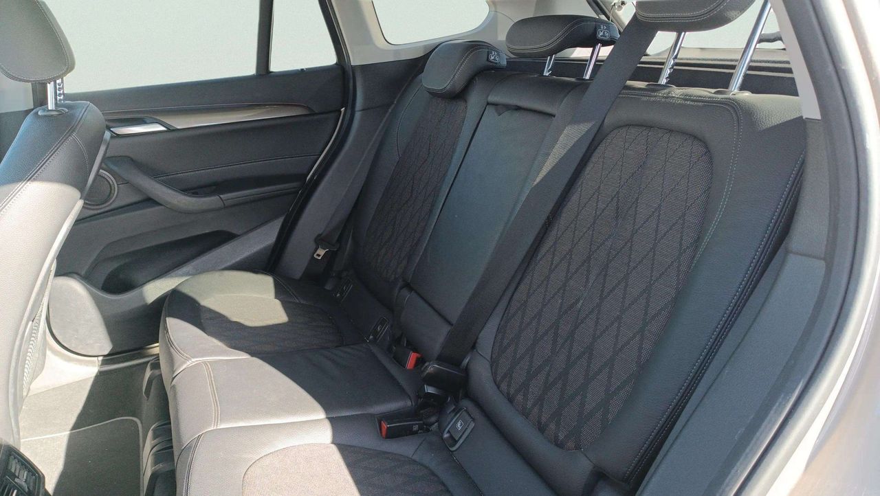 BMW X1 sDrive18d 110 kW (150 CV) - Foto 2