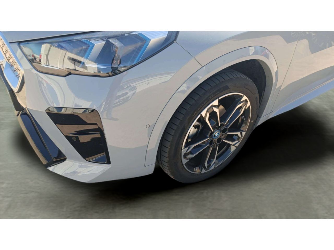 BMW iX2 eDrive20 150 kW (204 CV) - Foto 2