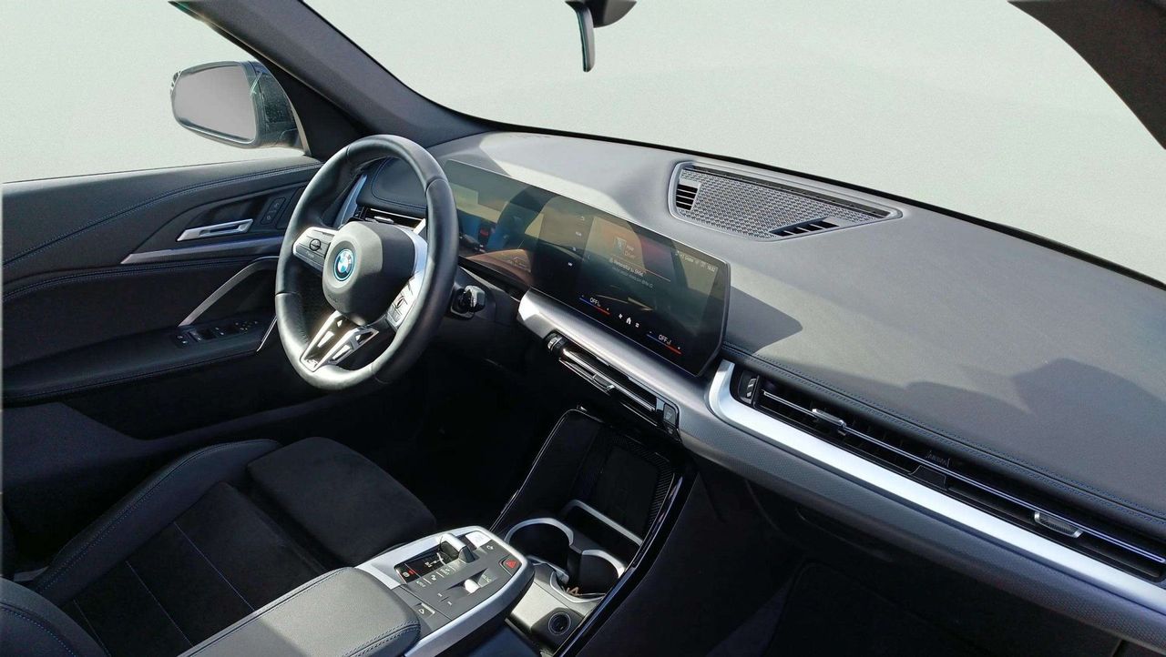 BMW X1 xDrive25e 180 kW (245 CV) - Foto 2
