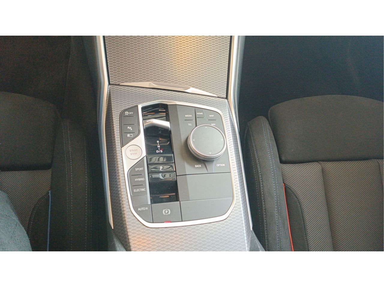 BMW Serie 3 330e xDrive Touring 215 kW (292 CV) - Foto 2