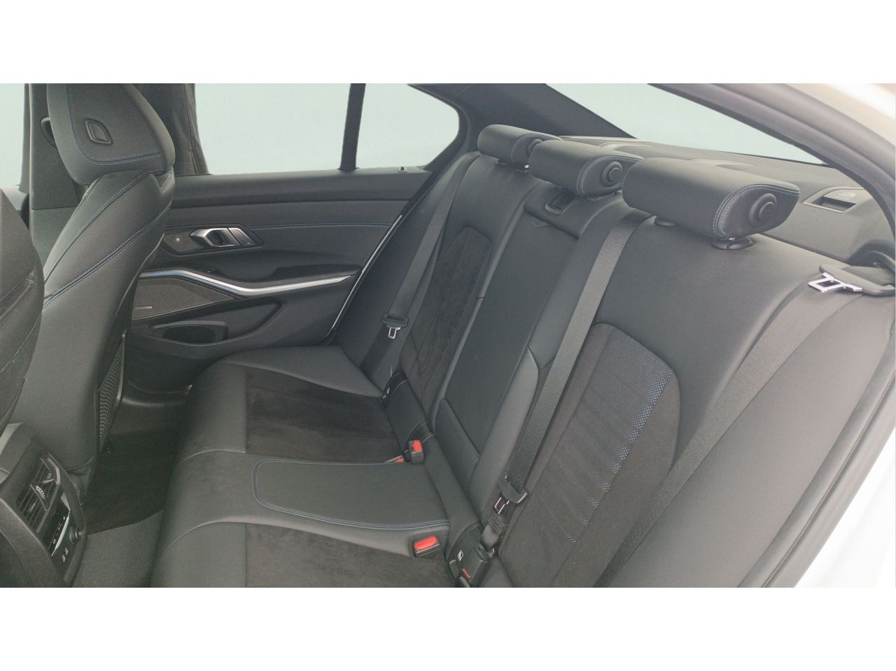 BMW Serie 3 330e 215 kW (292 CV) - Foto 2