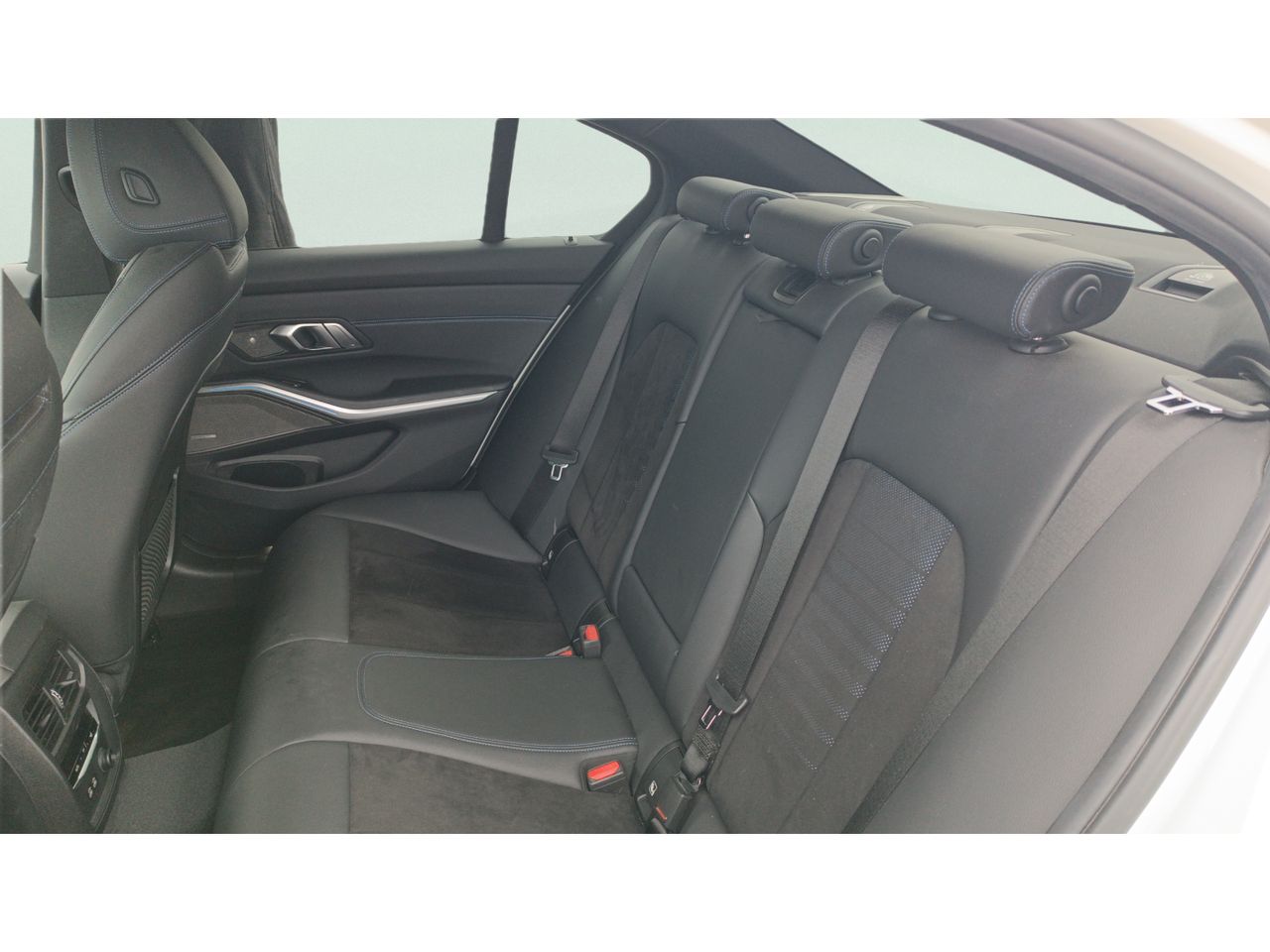 BMW Serie 3 330e 215 kW (292 CV) - Foto 2