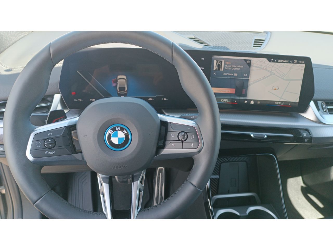 BMW iX2 eDrive20 150 kW (204 CV) - Foto 2