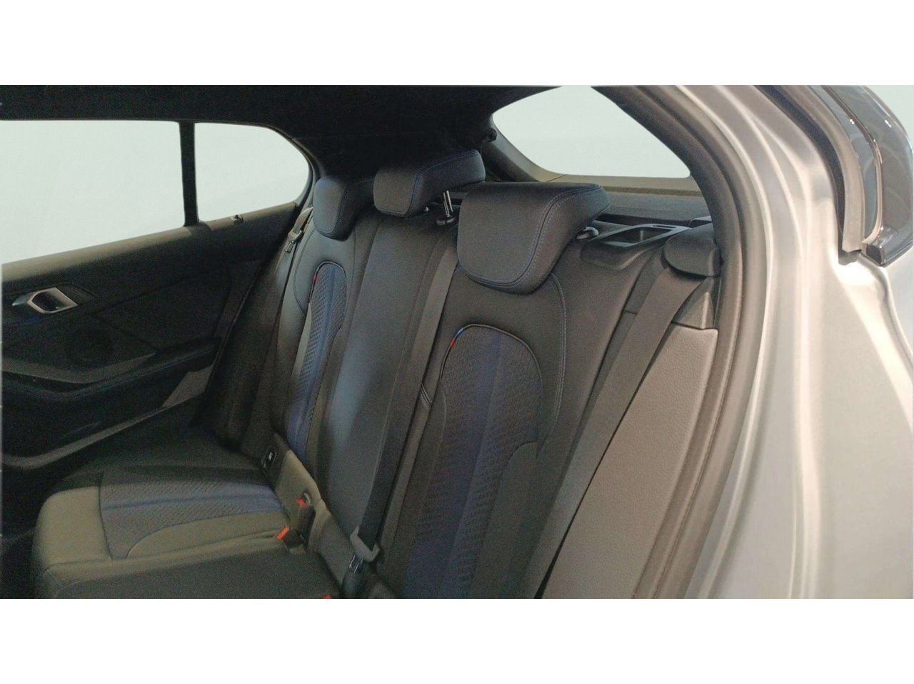 BMW Serie 1 118i 103 kW (140 CV) - Foto 2