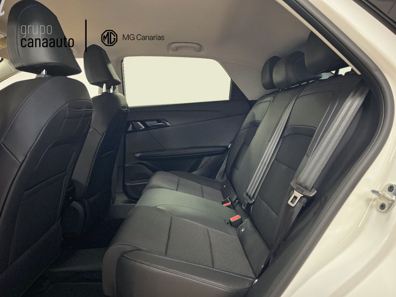 MG MG4 BEV 64KWH LUXURY 204 5P - Foto 2