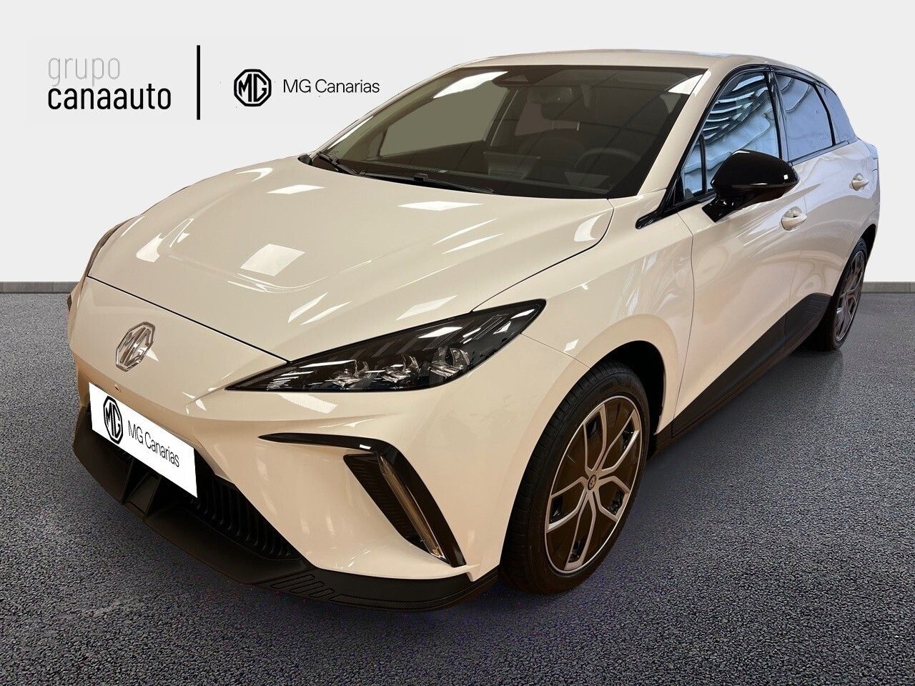 MG MG4 BEV 64KWH LUXURY 204 5P - Foto 2