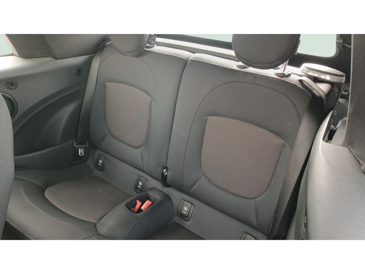 MINI Cooper 100 kW (136 CV) - Foto 2