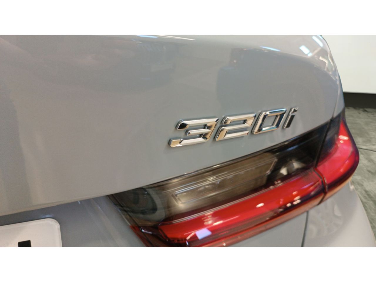 BMW Serie 3 320i 135 kW (184 CV) - Foto 2