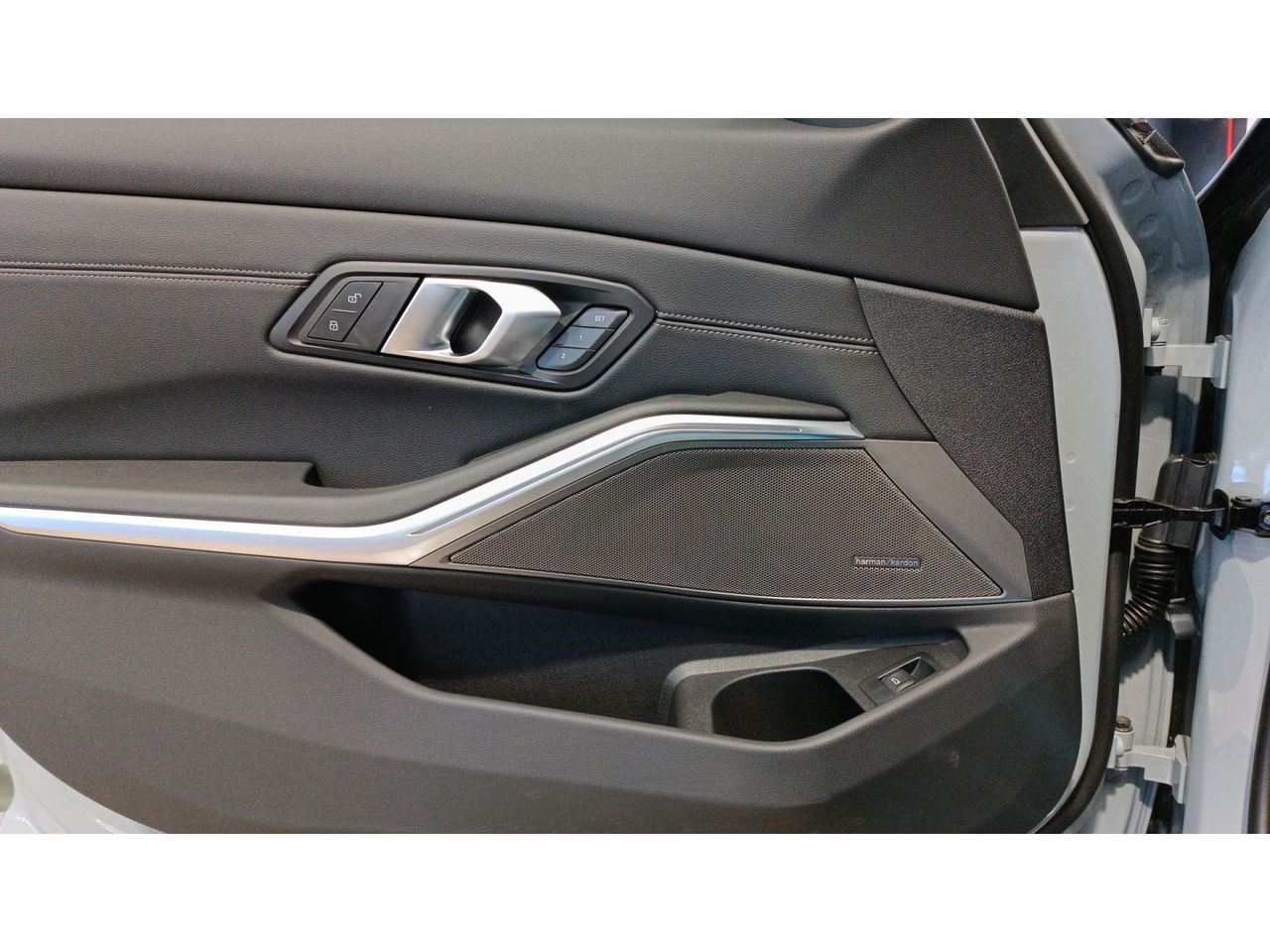 BMW Serie 3 320i 135 kW (184 CV) - Foto 2