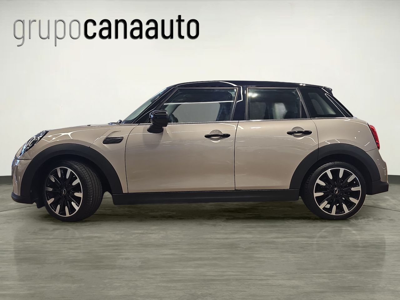 MINI Cooper 100 kW (136 CV) - Foto 2