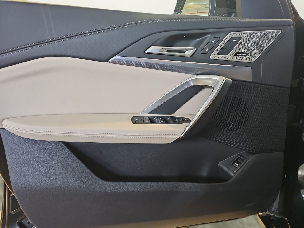 BMW iX2 eDrive20 150 kW (204 CV) - Foto 2