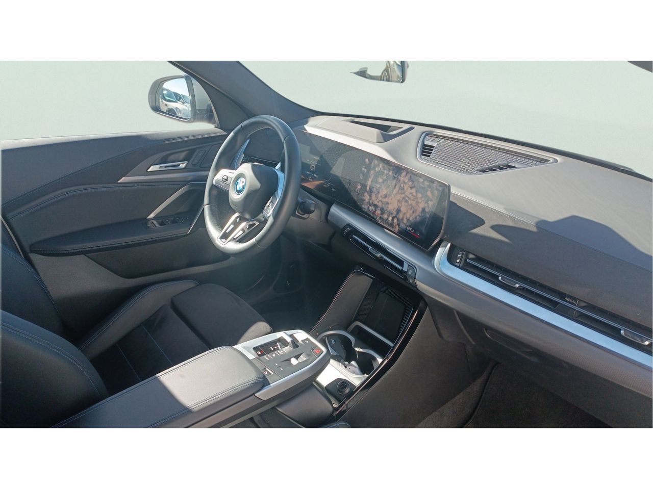 BMW iX2 eDrive20 150 kW (204 CV) - Foto 2
