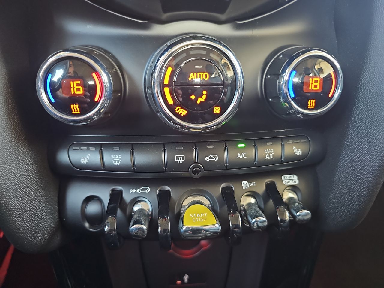 MINI Cooper SE 135 kW (184 CV) - Foto 2
