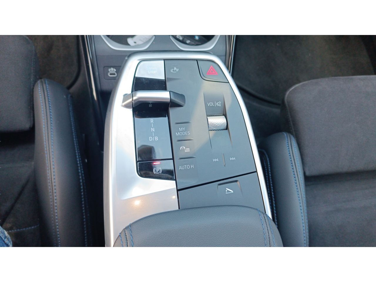 BMW iX2 eDrive20 150 kW (204 CV) - Foto 2