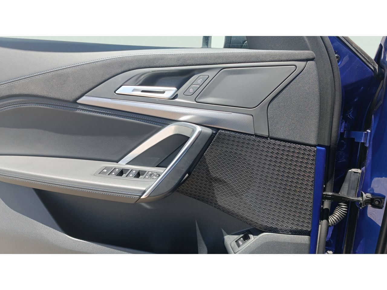 BMW iX2 eDrive20 150 kW (204 CV) - Foto 2