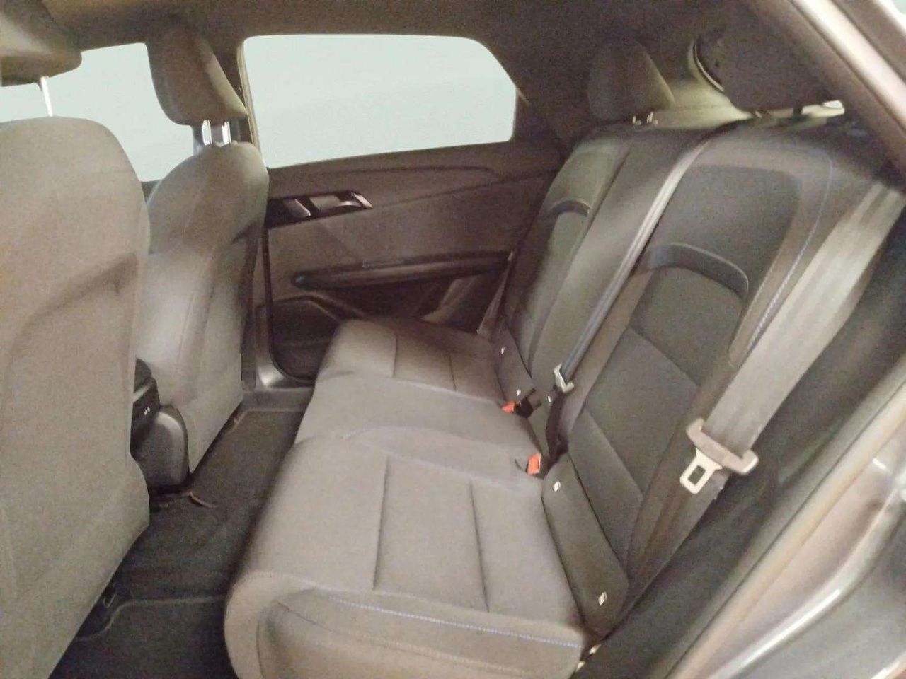MG MG4 BEV 64KWH COMFORT 204 5P - Foto 2