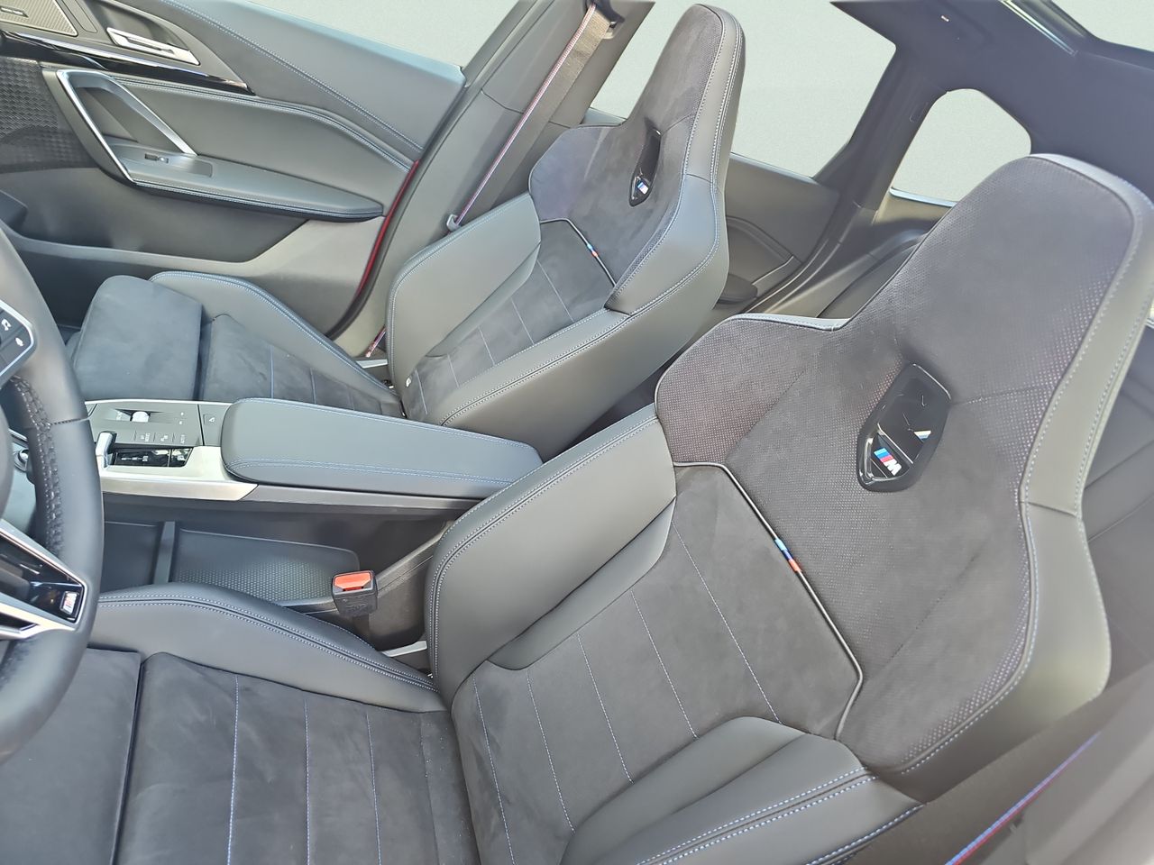 BMW iX1 eDrive20 150 kW (204 CV) - Foto 2