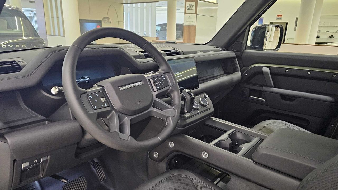 Land-Rover Defender 90 3.0D 250CV X-Dynamic SE - Foto 2