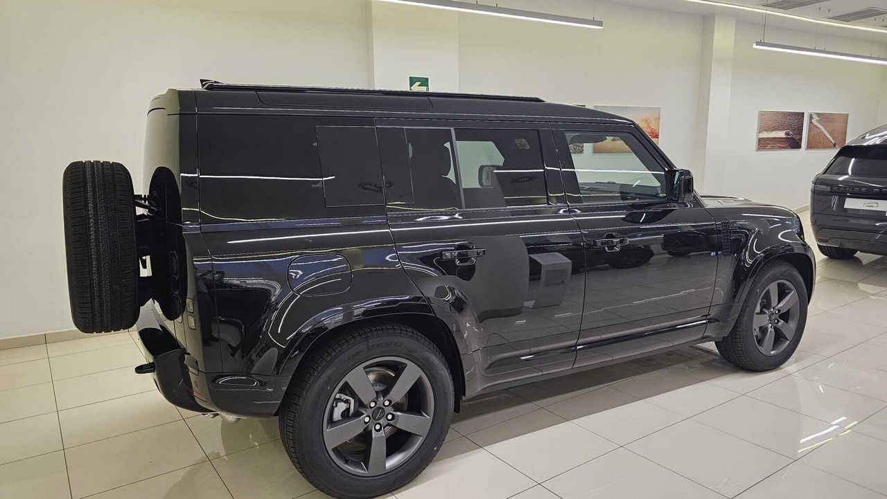 Land-Rover Defender PHEV X-Dynamic SE - Foto 2