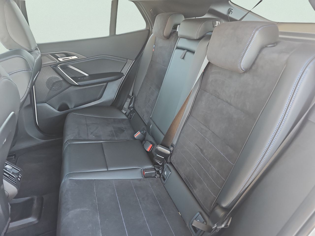 BMW iX2 eDrive20 150 kW (204 CV) - Foto 2