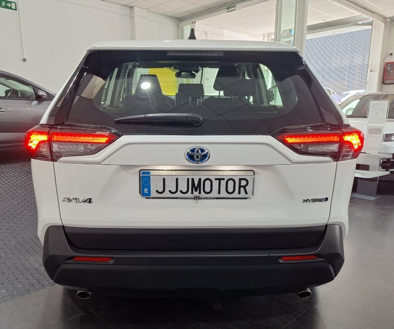 Toyota Rav4 Hybrid 4x4 Business - foto 4