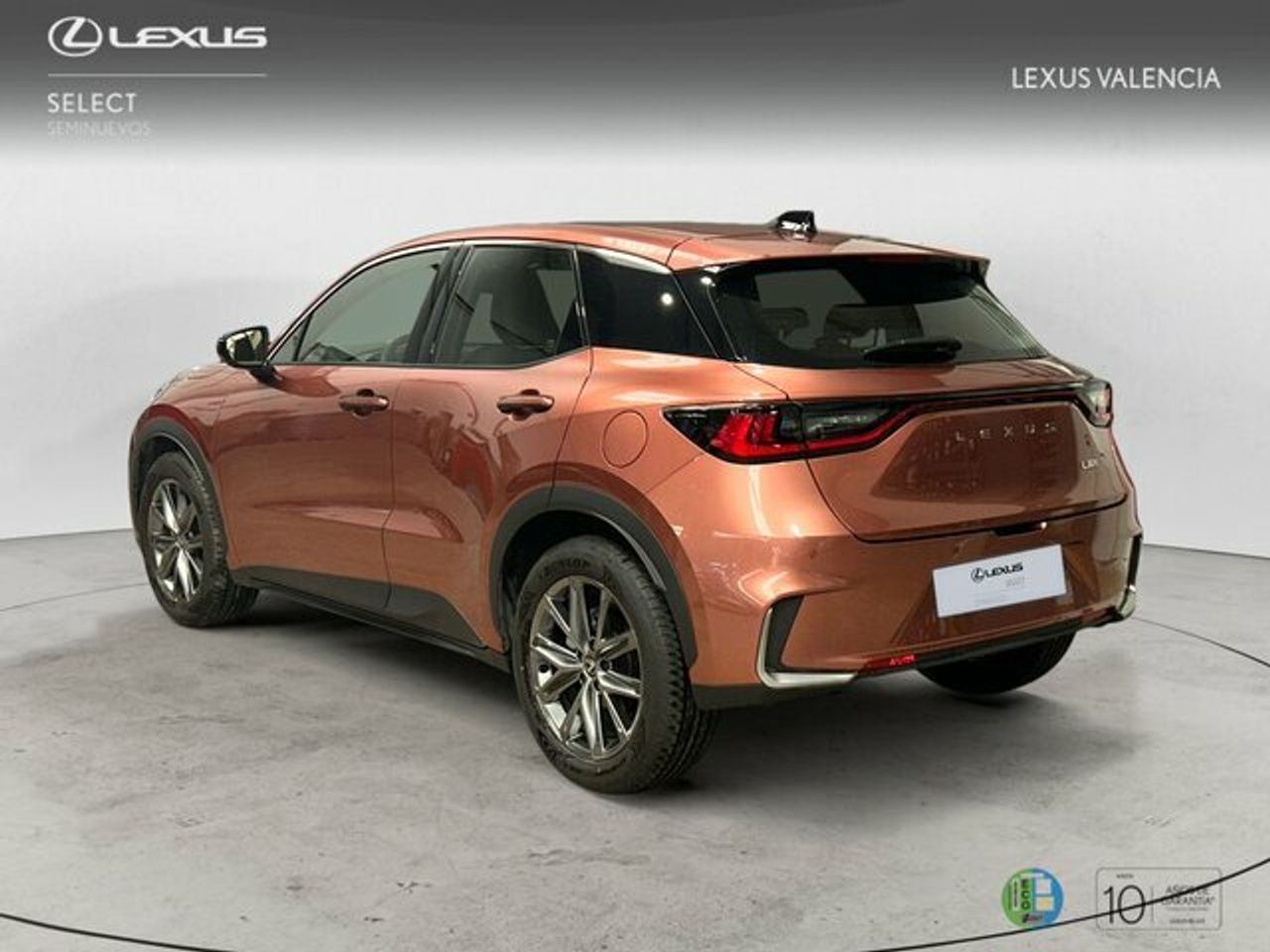 lexus lbx 2024 / foto grande (2)