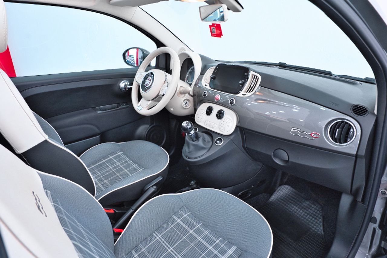 Imagen extra de Fiat 500C Dolcevita 1.0 Hybrid 51KW (70 CV)