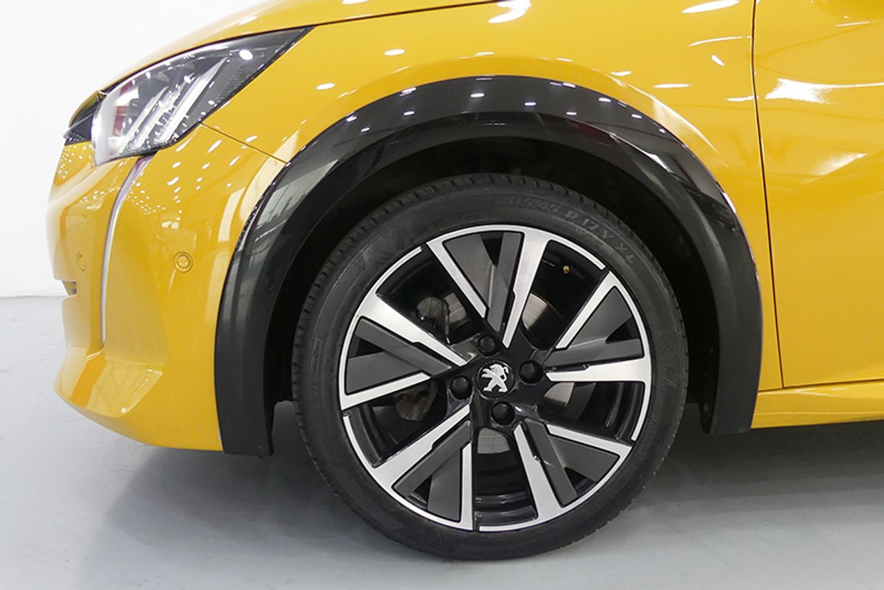 Imagen extra de Peugeot 208 PureTech 73kW (100CV) EAT8 GT Pack