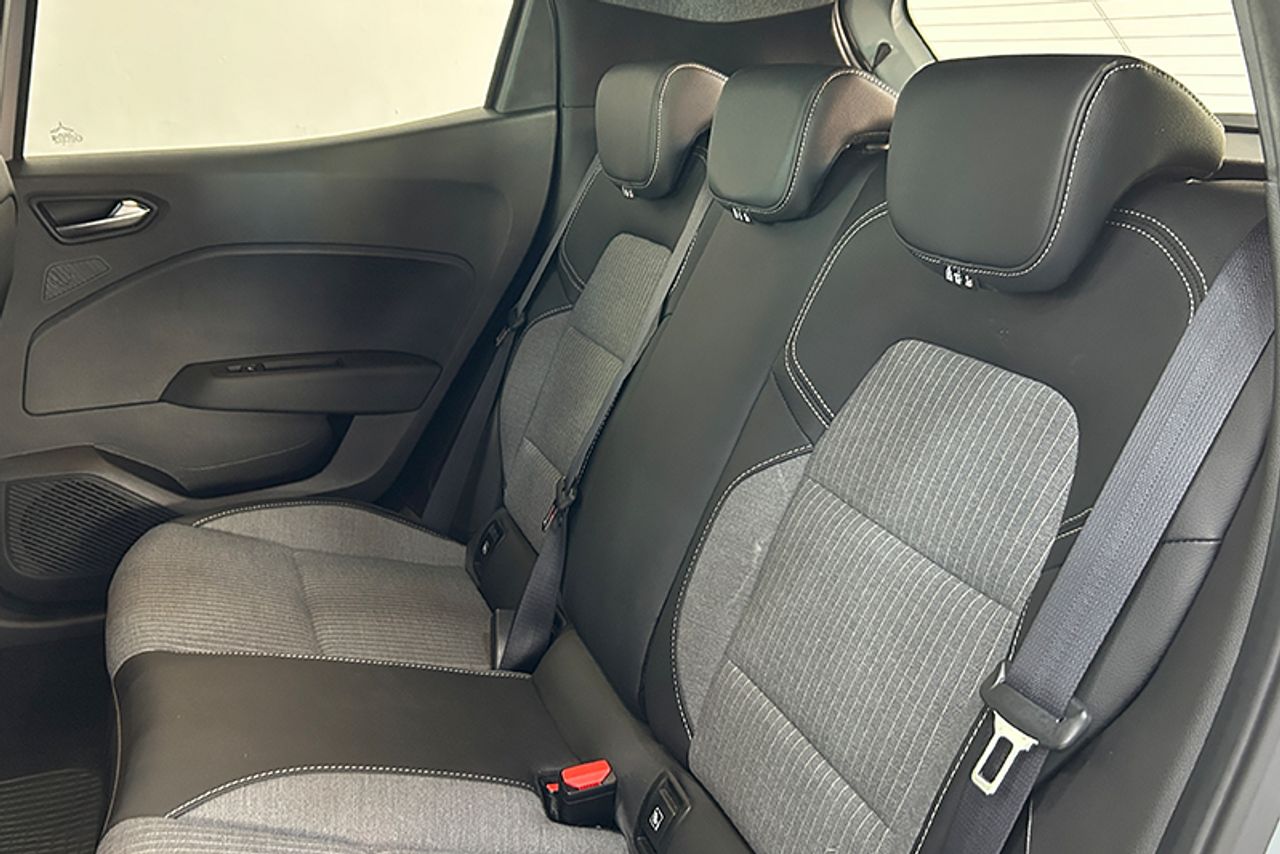 Imagen extra de Renault Clio Techno TCe 90 (67kw)
