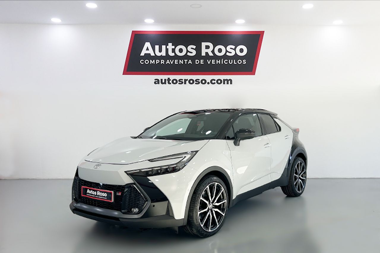 Foto toyota c-hr 2024 /
